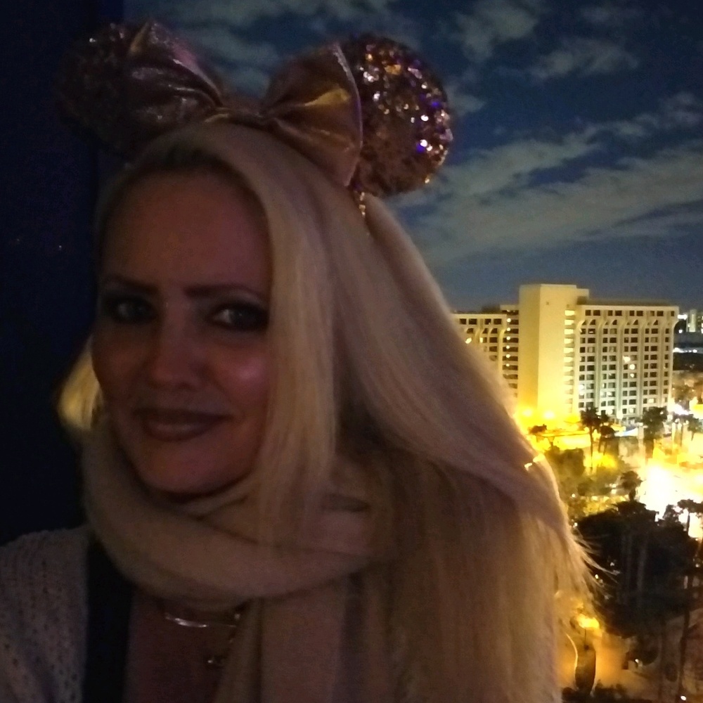 Meet your Posher, Kelly